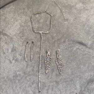 Elegant Silver Jewelry Set